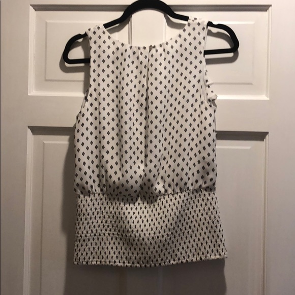 White House Black Market Size S Blouse - Picture 4 of 5